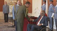 Prezident Zeman jmenoval nového náčelníka generálního štábu. Je jím Karel Řehka