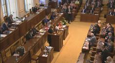 Koalice nepodpoří prodloužení nouzového stavu. Poslanci nedokončili jednání o exekucích