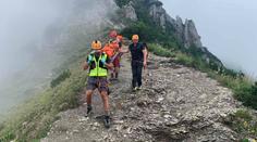 Tragédie v Tatrách. Skupinu turistů na Kriváni zasáhl blesk, jeden člověk zemřel