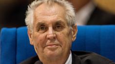 Nemocný prezident? Vrávorající Zeman znovu vyvolal otázky