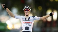 Čtrnáctou etapu Tour vyhrál Dán Andersen. Roglič stále vede
