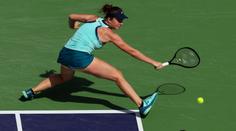 Nosková dostala kanára od světové jedničky. Lehečka jde v Indian Wells dál