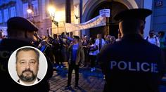 Poslanec nařknul lidi z placení demonstrantů, tady je vysvětlení!
