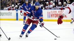 V NHL se otevírá trh s volnými hráči. K mání budou Kane nebo Tarasenko