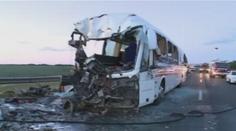 ŠOK! Za smrtelnou tragédií českého autobusu je ALKOHOL. Řidič kamionu měl 4 promile!