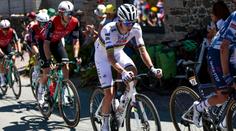 Žlutý dres je zpět. Pogačar ovládl 7. etapu Tour de France a opět vede