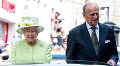 Prince Philipa zlobí zdraví, museli ho odvézt do nemocnice!