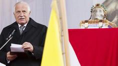 Klaus promluvil u lebky svatého Václava: Rozklad pokračuje
