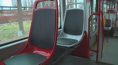 V olomouckých tramvajích testují vyhřívané sedačky. Vybavení stojí statisíce
