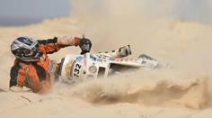 SMRT v RALLYE: Motocyklista měl ošklivou nehodu a těžkým zraněním podlehl