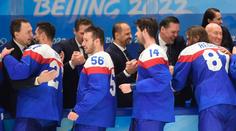 Titul s Třincem, medaile z olympiády a teď svatba. Známý hokejista se oženil