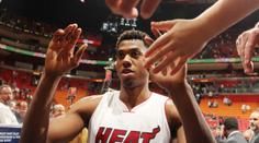Bastketbalisty Miami táhl Whiteside, ukončili sérii porážek