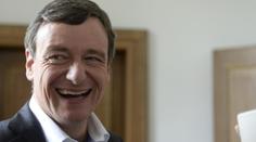 Hledají se Rathovy úplatky. Až 675 milionů možná ukryl v cizině!