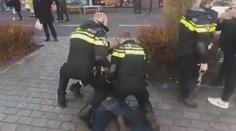 Bitka kvůli rouškám! Šest lidí se u obchodního centra rvalo s policisty