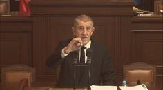 Drama ve Sněmovně: Babiš se pustil do Fialova zdraví, všichni vládní poslanci odešli