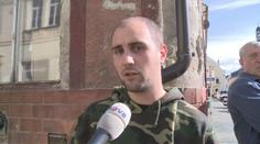 Koupil jsem si zbraň na Klause, svěřil se Vondrouš kamarádům. PROFIL STŘELCE
