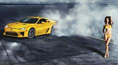 Modelky, plavky a bombastická auta