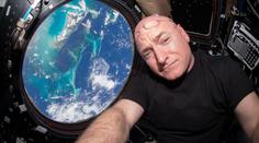 Po 340 dnech ve vesmíru jde Scott Kelly rovnou do důchodu