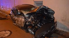 Nehoda na D1 jak z Kobry 11! BMW za letu trefilo střechu tunelu!