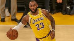 LeBron James zářil. LA Lakers dovedl k výhře nad Denverem!