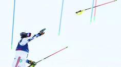 Sportovní tragédie. Favorit slalomu zahodil hůlky a utekl ze sjezdovky