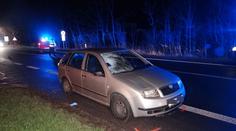 Osobní auto srazilo chodce, záchranářům se ho podařilo oživit