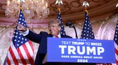 Čínské špionážní balóny měly nad USA létat už za Trumpa. Sestřelit je nenechal