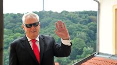 Zeman: Odvolání šéfa policie bylo hrubou politickou chybou