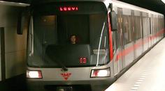 Pražskému metru dnes ráno hrozil anonym výbuchem