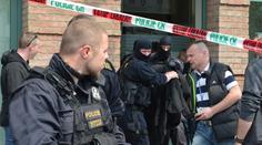 Smrtelně nemocný muž přepadl banku. Kapituloval před policejními samopaly