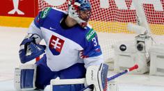 Brankář Slovenska se zlobí: Zasloužil jsem si chytat! Pak ukončil kariéru