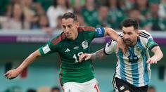Mexický boxer vyhrožuje Messimu. Vadí mu, že zneuctil dres soupeře