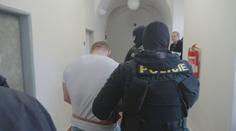 Skupina měla odpalovat bankomaty. Policie našla výbušniny jako na hromadné ničení