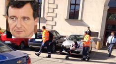 Drama u soudu: Rath se jako doktor vrhl k zapisovatelce, která zkolabovala