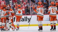 Čechům se v NHL dařilo. Tři hráči skórovali, Dostál druhou hvězdou