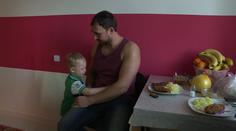 Rodina tančí, jak dítě píská! Ještě bych mu dala na zadek, zuří Míša
