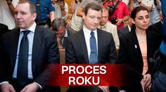 Proces roku pokračuje. Doženou advokáti Ratha a spol. svědky znovu k slzám?
