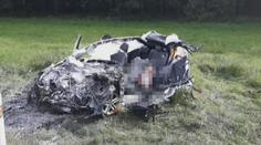 Mladík chtěl předjet kolonu aut, zemřel po čelní srážce s kamionem