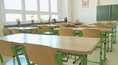 Školy zavírají kvůli koronaviru. Někde jsou v karanténě všichni učitelé
