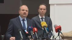 Digitalizaci bude mít na starosti nový úřad. Je zbytečný a drahý, tvrdí opozice