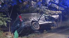 Tragická nehoda: Náraz do stromu nepřežila dívka (†16), 2 zranění