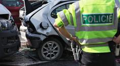 TRAGÉDIE: U Litomyšle boural osobák s náklaďákem, jeden člověk nepřežil