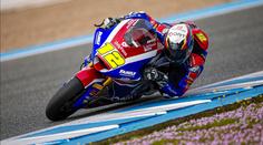 Senzace v Británii! Filip Salač ovládl závod na Silverstonu a slaví životní triumf