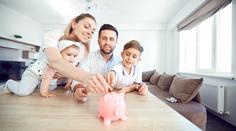 Nezůstává vám z výplaty ani koruna? Odborník radí, jak spořit! ANKETA