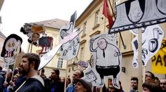 Happening proti ministryni zkomplikoval v centru Prahy dopravu