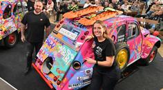 Unikátní "kachna" opět míří na Dakar. Nová verze má motor navíc a jede vyhrát
