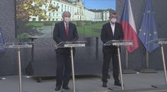 Část Čechů čeká plošné testování na covid, děti se do školy zatím nevrátí