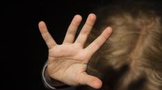 Holčičku (11) po škole unesli a 2 hodiny ji znásilňovali v parku