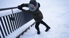 Ledovka, mrznoucí mlhy a sníh. Meteorologové upravili předpověď na víkend