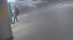 Muž vykrádal parkovací automaty. Policie žádá o pomoc při pátrání